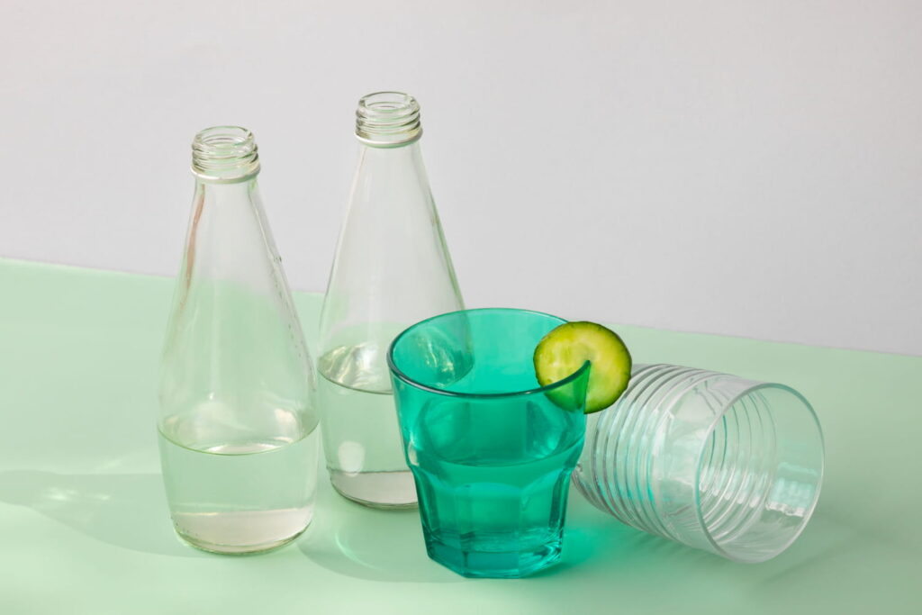 agua embotellada vs agua filtrada comparación hogar